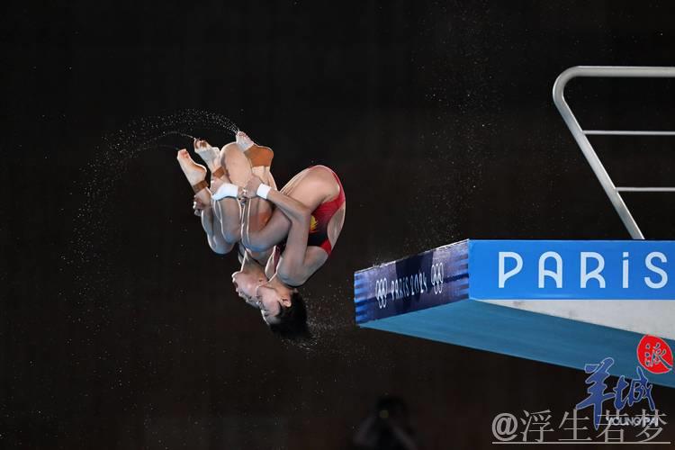 跳水世界杯巅峰对决:女子双人10米跳台冠军争夺战 跳水世界杯巅峰对决:女子双人10米跳台冠军争夺战