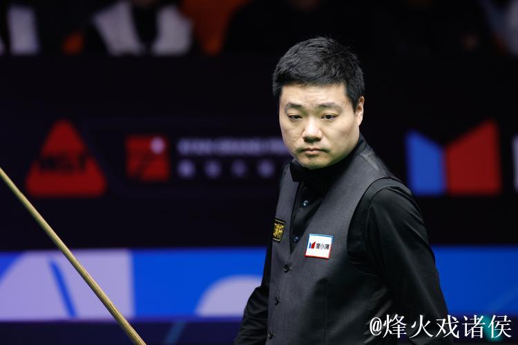 状态不错战胜莱恩斯 西安大奖赛丁俊晖晋级八强 状态不错战胜莱恩斯 西安大奖赛丁俊晖晋级八强