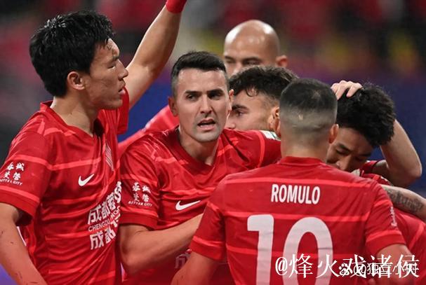 韦世豪造威胁周定洋绝杀 成都蓉城1-0胜南通支云暂列第三 韦世豪造威胁周定洋绝杀 成都蓉城1-0胜南通支云暂列第三